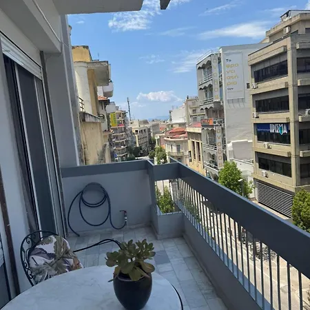 Patras Stay דירה